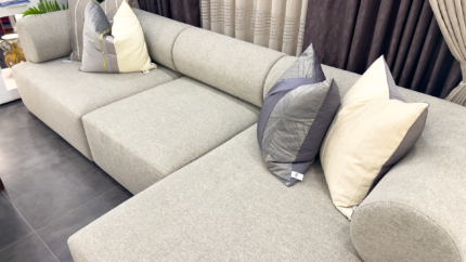 كنب الراحة العائلية (Family Comfort Sofa)
