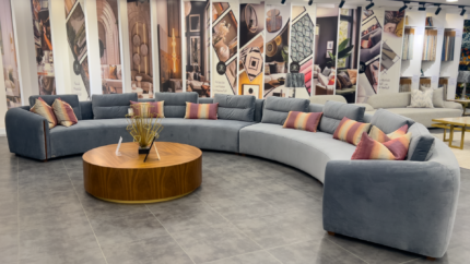 RoyalTouch Sofa (كنب لمسة ملكية)